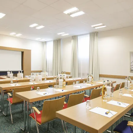 Hotel Express Frankfurt Airport By Ihg