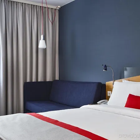 Express Frankfurt Airport By Ihg 3*