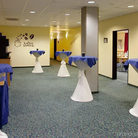 Express Frankfurt Airport By Ihg Hotel