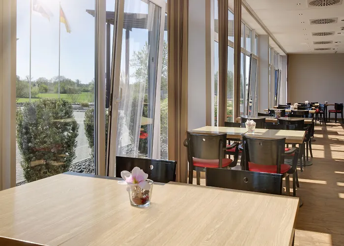 Express Frankfurt Airport By Ihg Hotel