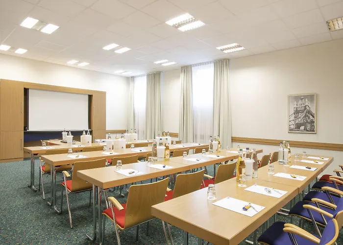 Hotel Express Frankfurt Airport By Ihg