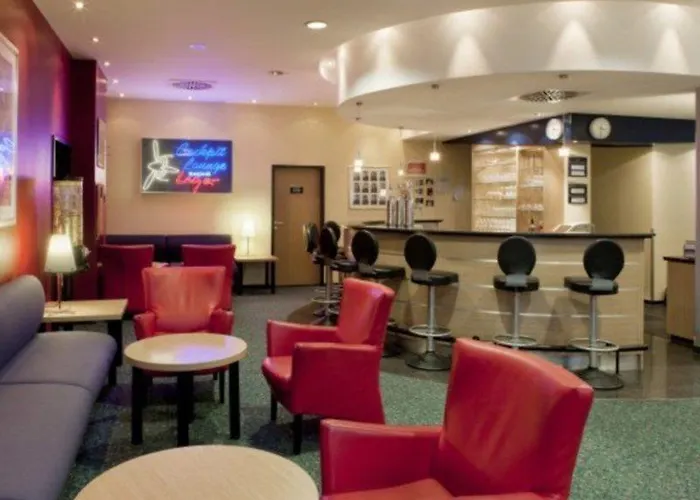 Hotel Express Frankfurt Airport By Ihg 3*