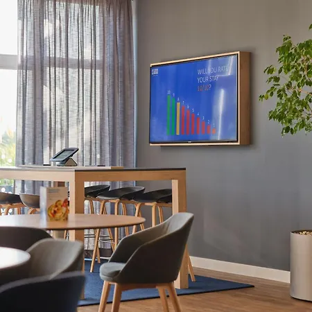 Express Frankfurt Airport By Ihg 3*
