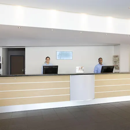 Express Frankfurt Airport By Ihg Hotel 3*