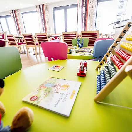 Express Frankfurt Airport By Ihg Hotel 3*