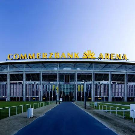 Express Frankfurt Airport By Ihg 3*