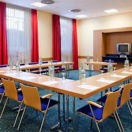 Hotel Express Frankfurt Airport By Ihg