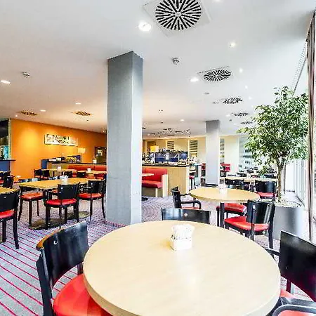 Szálloda Express Frankfurt Airport By Ihg Mörfelden-Walldorf