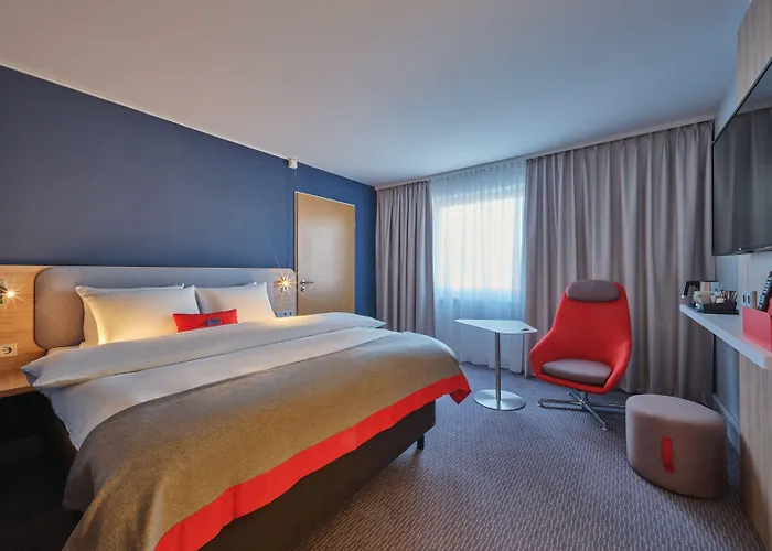 Express Frankfurt Airport By Ihg Hotel 3*