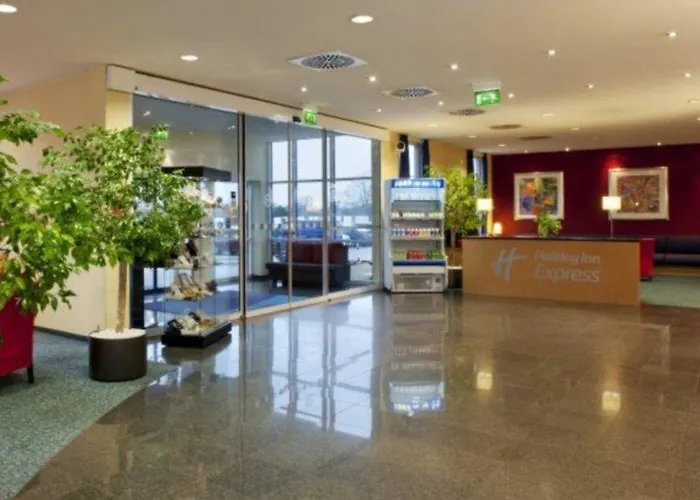 Hotel Express Frankfurt Airport By Ihg Moerfelden-Walldorf