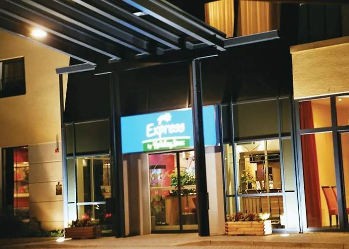 Express Frankfurt Airport By Ihg Hotel