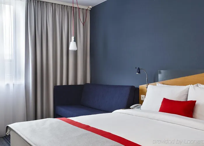 Express Frankfurt Airport By Ihg 3*