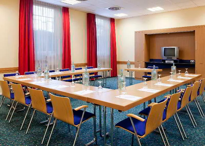 Hotel Express Frankfurt Airport By Ihg