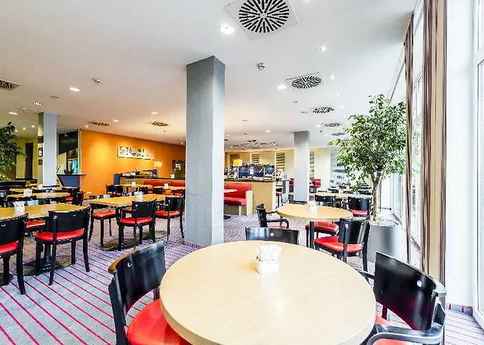 Hotel Express Frankfurt Airport By Ihg Moerfelden-Walldorf